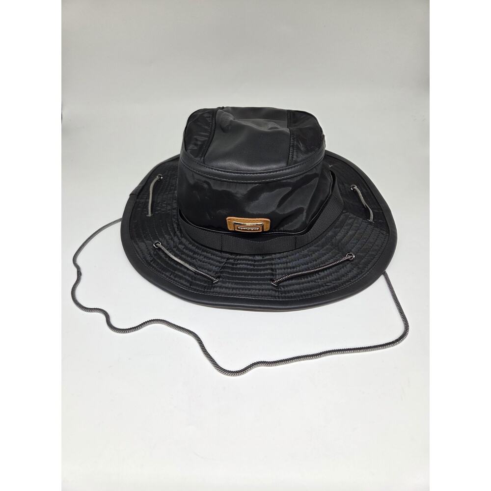 NWT For Kicks Black Bucket Hat With Detachable‎ Silver Snake Chain OS